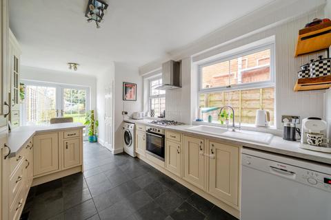 3 bedroom terraced house for sale, Beecham Road, Reading, Berkshire