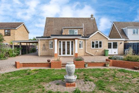 3 bedroom detached house for sale, Elwyndene Road, March