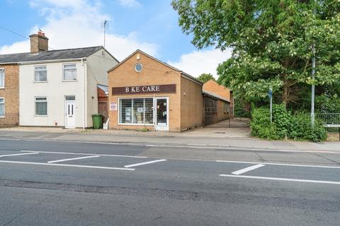 Property for sale, The Avenue, March