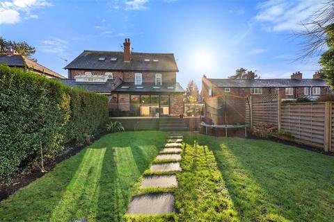 4 bedroom house for sale, Oughtrington Crescent, Lymm WA13