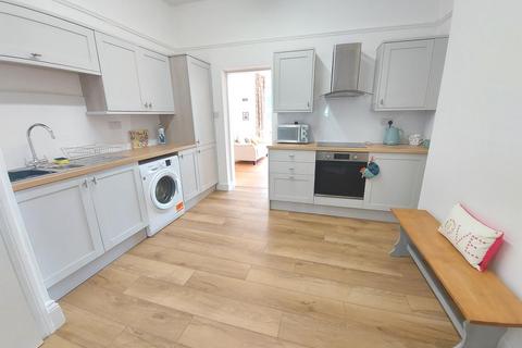 1 bedroom ground floor flat for sale, Blenheim Road, MINEHEAD