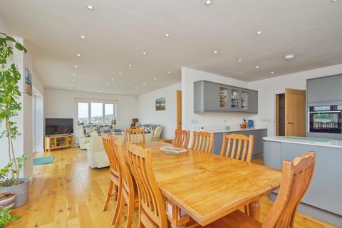 5 bedroom detached house for sale, West Street, Somerset