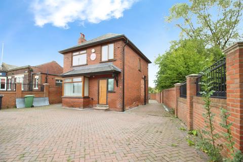 3 bedroom detached house for sale, Ring Road, Middleton, Leeds