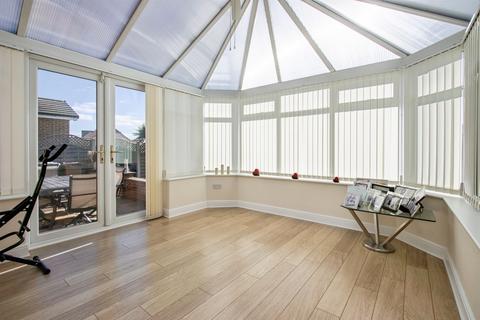 4 bedroom detached house for sale, Westerton Road, Tingley, Wakefield