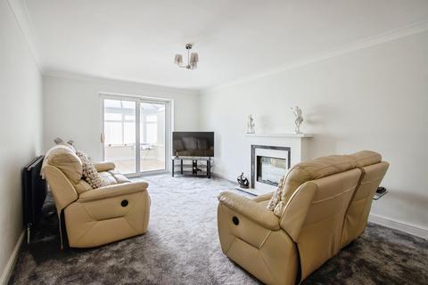 4 bedroom detached house for sale, Westerton Road, Tingley, Wakefield