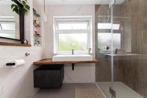 3 bedroom terraced house for sale, Bow Lane, North Finchley, London