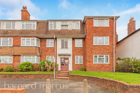2 bedroom flat for sale, Central Gardens, Morden