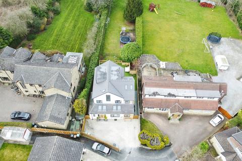 6 bedroom detached house for sale, Emville Avenue, Leeds