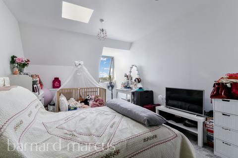 undefined, Mill Green Road, Mitcham
