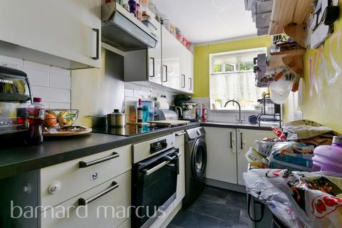 undefined, Heathfield Drive, Mitcham