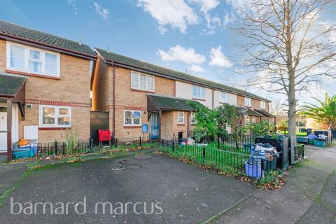 Fairfield Close, Mitcham