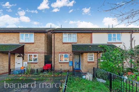 undefined, Fairfield Close, Mitcham