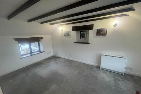 undefined, Abergele, LL22