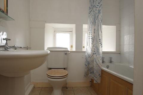 undefined, Bank Street, Alloa, FK10