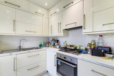 2 bedroom ground floor flat for sale - Alexandra Road, London