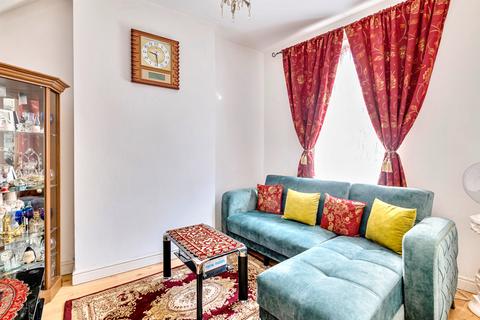 2 bedroom apartment for sale, Blackstock Road, Finsbury Park