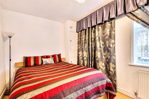 2 bedroom apartment for sale, Blackstock Road, Finsbury Park