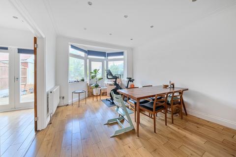 4 bedroom semi-detached house for sale, Woodfield Way, London