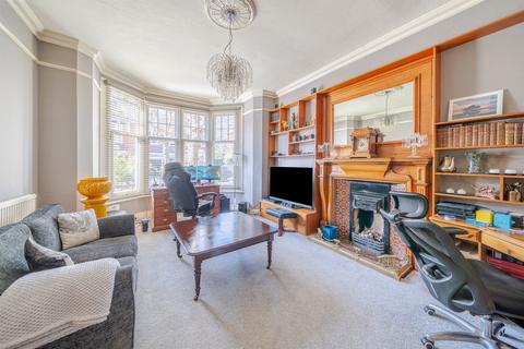 undefined, Collingwood Avenue, London