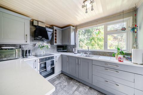 undefined, Collingwood Avenue, London