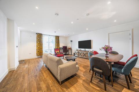 2 bedroom ground floor flat for sale, Oakwood Crescent, LONDON
