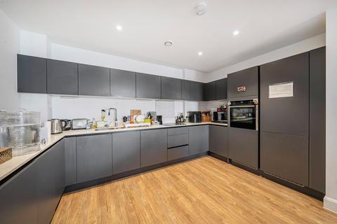 2 bedroom ground floor flat for sale, Oakwood Crescent, LONDON