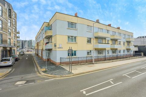 3 bedroom flat for sale, Vauxhall Street, Plymouth