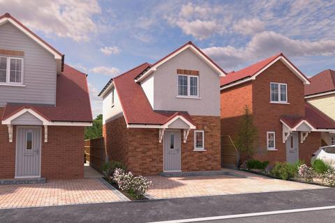 2 bedroom chalet for sale, St. Josephs Close, Canvey Island SS8