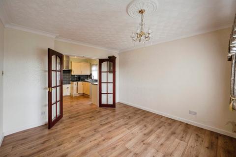 3 bedroom detached bungalow for sale, Harlington Road, Adwick-Upon-Dearne, Mexborough
