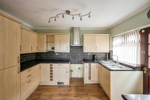 3 bedroom detached bungalow for sale, Harlington Road, Adwick-Upon-Dearne, Mexborough