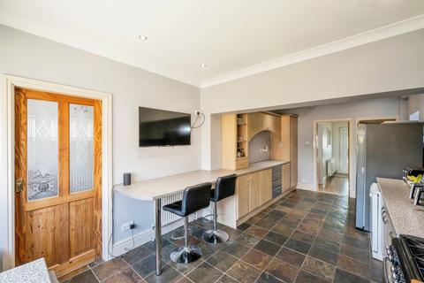 4 bedroom detached house for sale, Highfield Road, Conisbrough, Doncaster