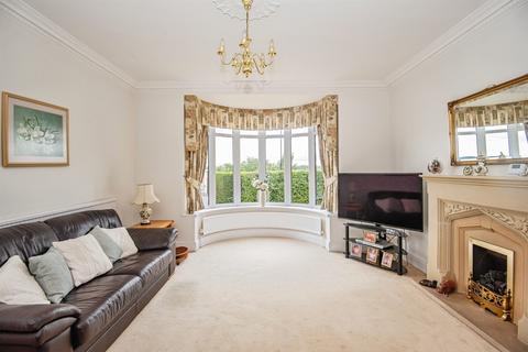 4 bedroom detached house for sale, Adwick Road, Mexborough