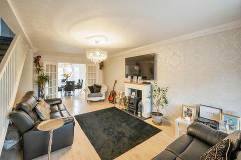 4 bedroom detached house for sale, Princess Road, Mexborough