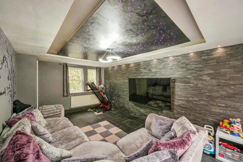 3 bedroom detached house for sale, Castle Avenue, Conisbrough, Doncaster