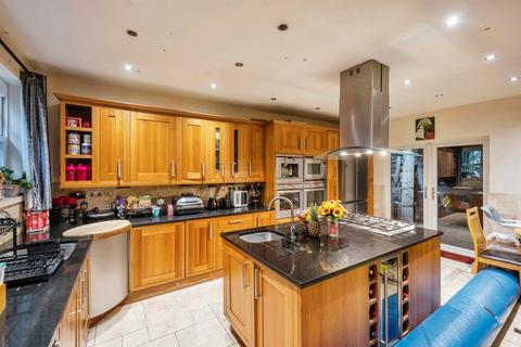 3 bedroom detached house for sale, Castle Avenue, Conisbrough, Doncaster