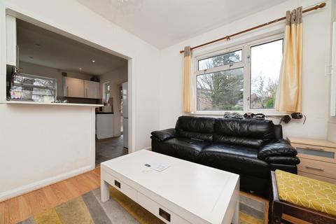 undefined, Tickton Grove, HULL