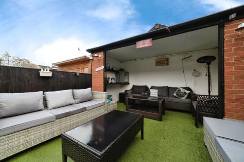 undefined, Claremont Avenue, Hull