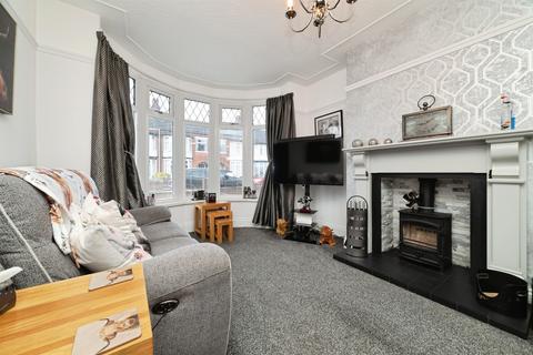 undefined, Claremont Avenue, Hull