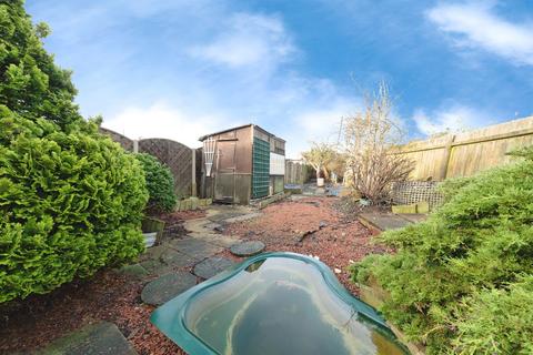 3 bedroom semi-detached bungalow for sale, Compass Road, Hull