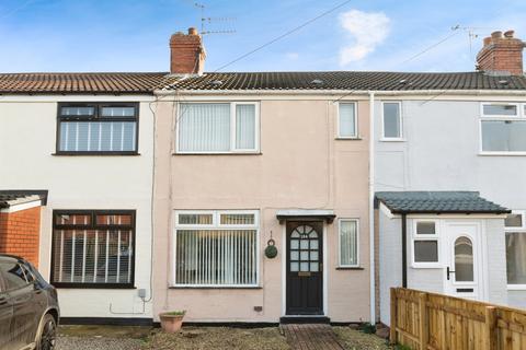 2 bedroom terraced house for sale, Roslyn Road, Hull