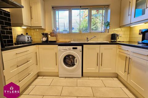 2 bedroom retirement property for sale, Ash Grove, Burwell, Cambridge