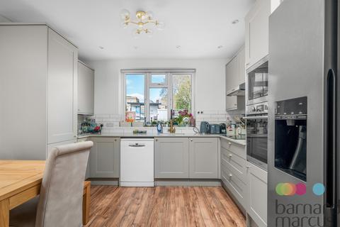 3 bedroom semi-detached house for sale, Woodhouse Road, London