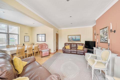 5 bedroom semi-detached house for sale, Rowsley Avenue, London