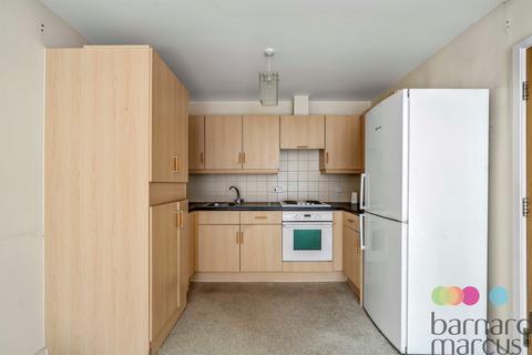 1 bedroom flat for sale, Boulevard Drive, London