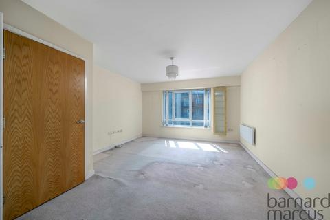 1 bedroom flat for sale, Boulevard Drive, London