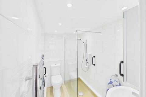 undefined, Mountbatten Square, Ward Royal, Windsor, Berkshire, SL4