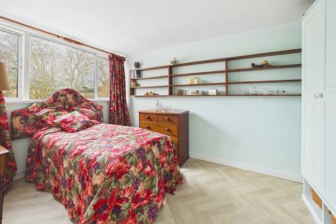undefined, Mountbatten Square, Ward Royal, Windsor, Berkshire, SL4