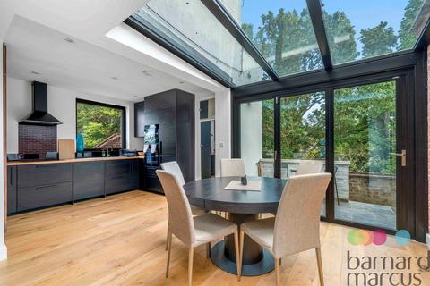 undefined, Wells Drive, London