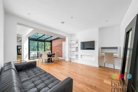 undefined, Wells Drive, London