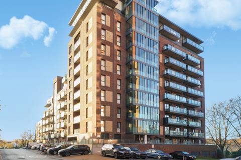 Shearwater Drive, London